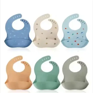 Silicone Baby Feeding Bib with Adjustable Neck Buttons