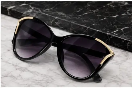 4VQMNmE6Fr7YyCiqVgMYmdl2S4HmLOqspJ0yrCW3.webp Women’s Retro Cat Eye Sunglasses – Black UV Protected Fashion Shades | Stylish Lightweight Eyewear for Daily & Party Wear ( black, OS )