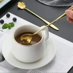 4 Pcs Golden Decorative Spoon Set – Stylish Floral Design Spoons for Kitchen & Dining ( gold, OS )