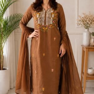 D'naari Trendy Roman Silk Embroidered Kurta Set