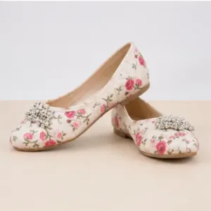 Kids Baby Girls Jutti – Handmade Floral Print Ethnic Slip-On Shoes with Comfortable TPR Sole ( multicolor, 5-5.5 Years )